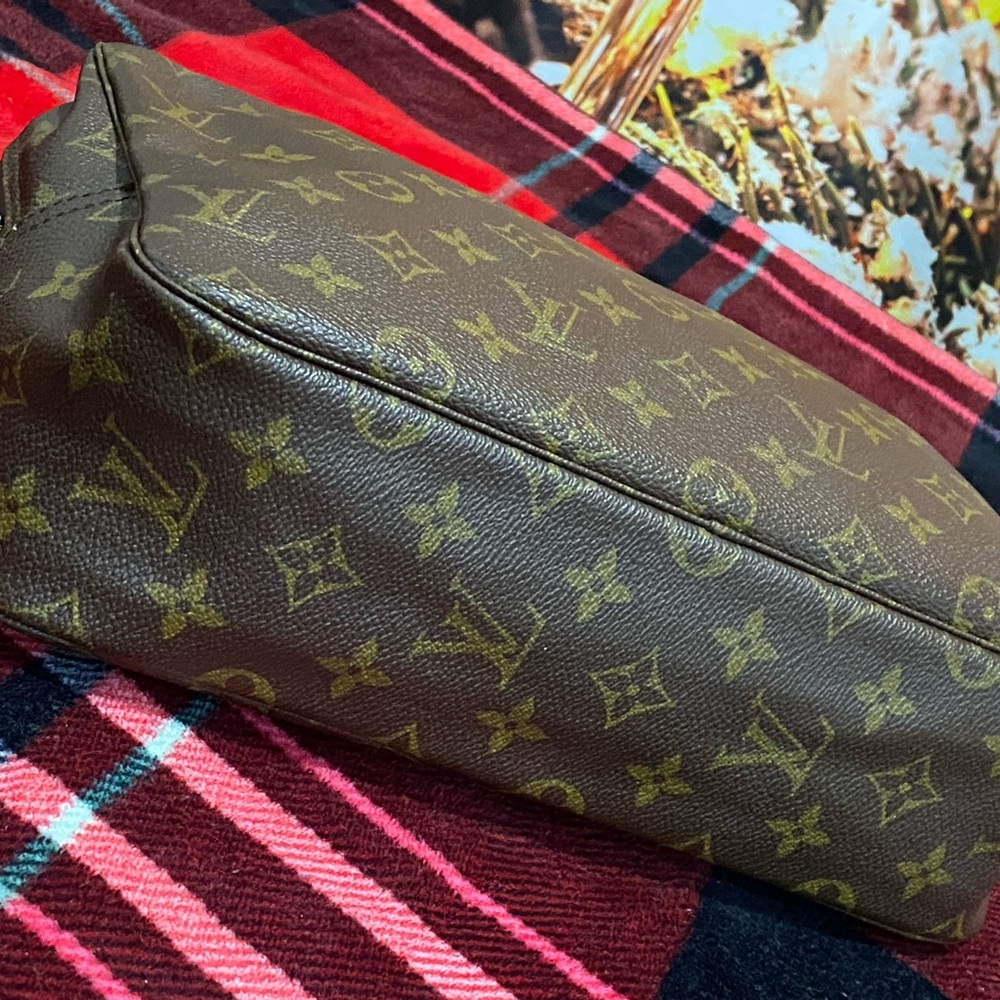 Louis Vuitton Monogram Trousse Toilette 28 Toiletry Pouch - Picture 4 of 6